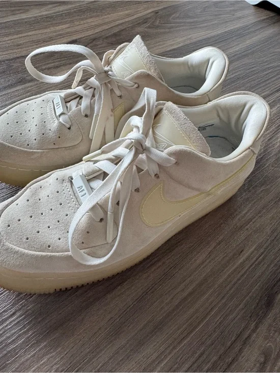 Nike Women's Platform Sneakers in Light Beige and Pale Yellow