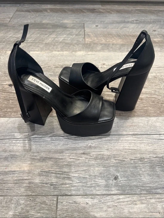 Steve Madden Black Leather Platform Block Heels