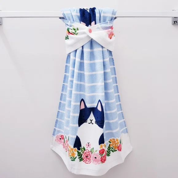 💙New! #9045-A🌞LAST 1️⃣CAT With Flowers Hang'N'Snap Towel 🤍Plastic Snap