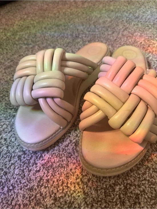 Paul Green Knotted Slide Sandals in Light Beige