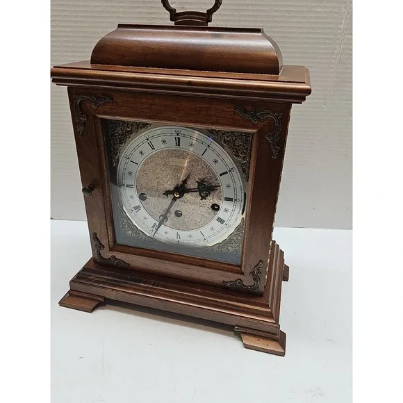 Hamilton Franz Hermle 1050-020 Wooden Bracket Mantel Clock 16