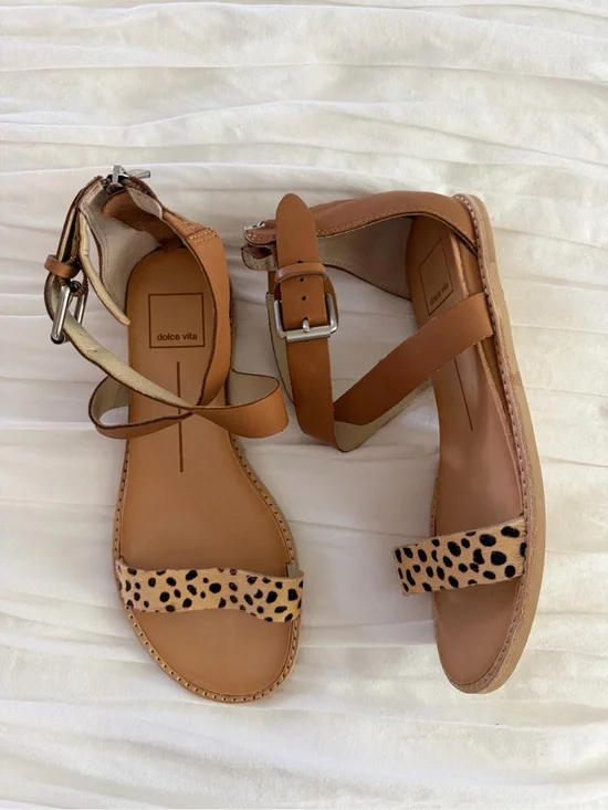 Dolce Vita Cheetah Calf Hair Tan Leather Ankle Strap Sandals Size 7 NWOT