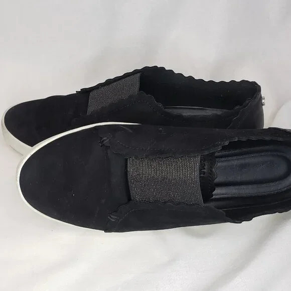 Black Leather Cole Haan size 8 slip on sneaker