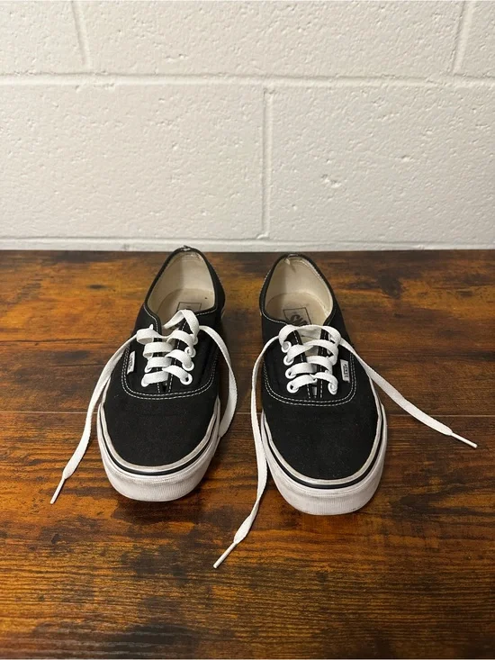 Classic Black Canvas Lace-Up Sneakers