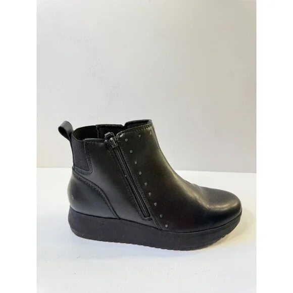 Clarks Women Zylah Willow Black Leather 8 Wide