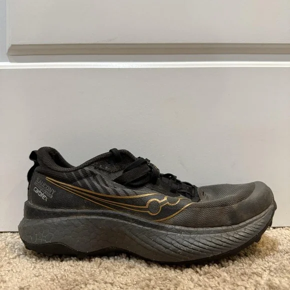 Saucony Endorphin Edge Shoes Womens Sz 9 Black Trail Running Sneakers S10773-10