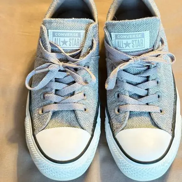 Converse All Star Chuck Taylor Women's Gray Low Top Knit Sneakers