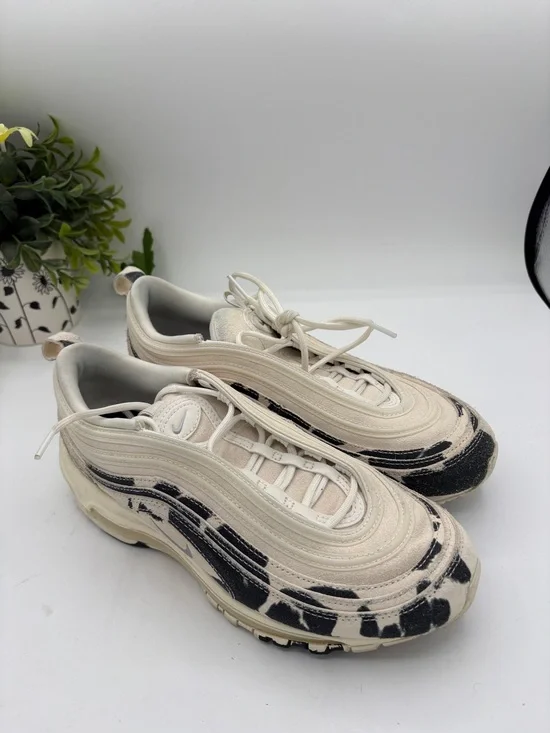 Nike Air Max Women's Cream & Black Wavy-cow pattern Athletic Sneakers Size 8 1/2