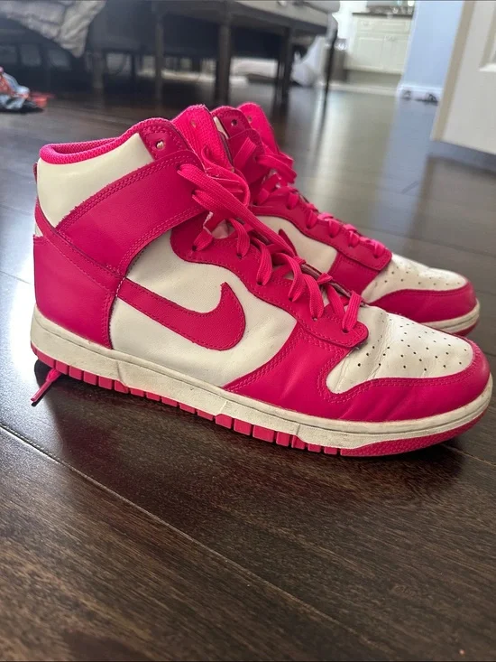 Nike High-Top Sneakers in Hot Pink and White