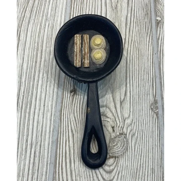 VTG Handcrafted Wooden Skillet Wall Hook Bacon and Eggs Breakfast Decor Black