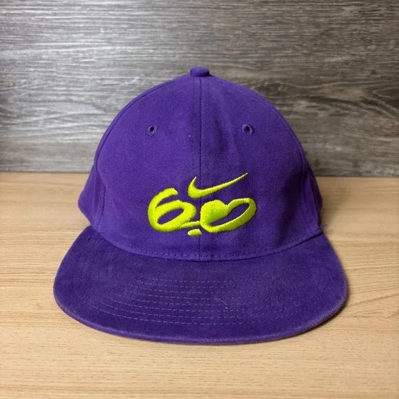 Nike Hat Cap Fitted 8-20 Kids Purple 6.0 Skate‎ Skateboarding Boys Gym Athletic