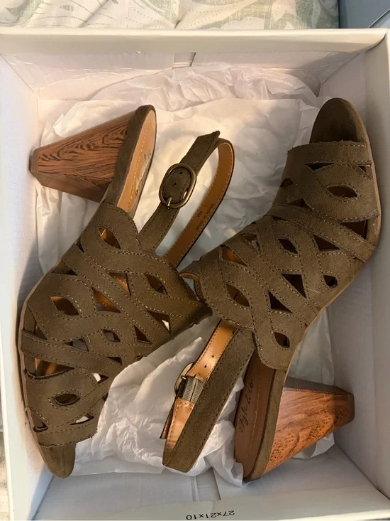 Style & Co. Olive Green Cutout Slingback Wedges