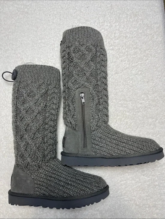 UGG Classic Cardi Cabled Knit Boots Size 6