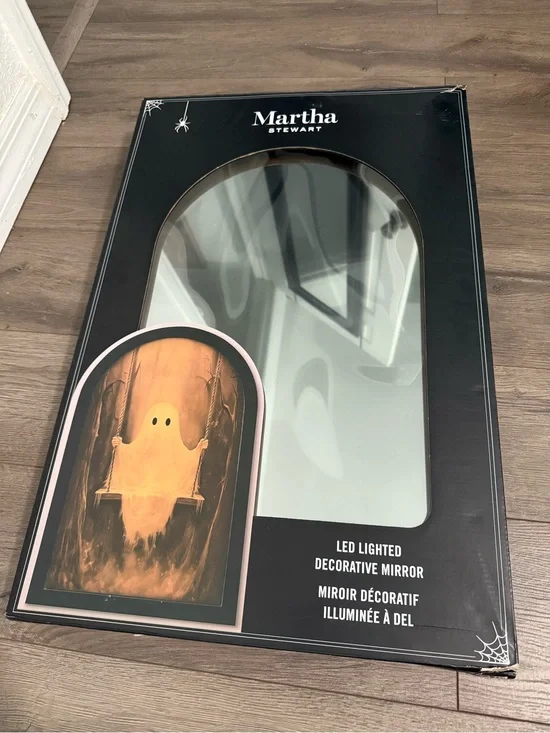 Martha Stewart Ghost on Swing Mirror 24