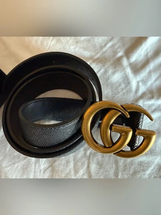 Black Leather Belt with Gold Double-G Buckle 130 cm 50” Across New w/ Box