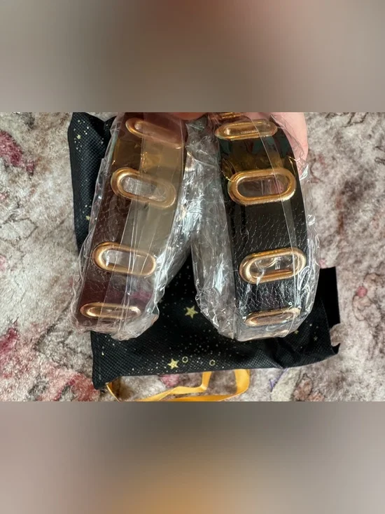 Two pack of brown and black belts fits 32-35” waist 🛍