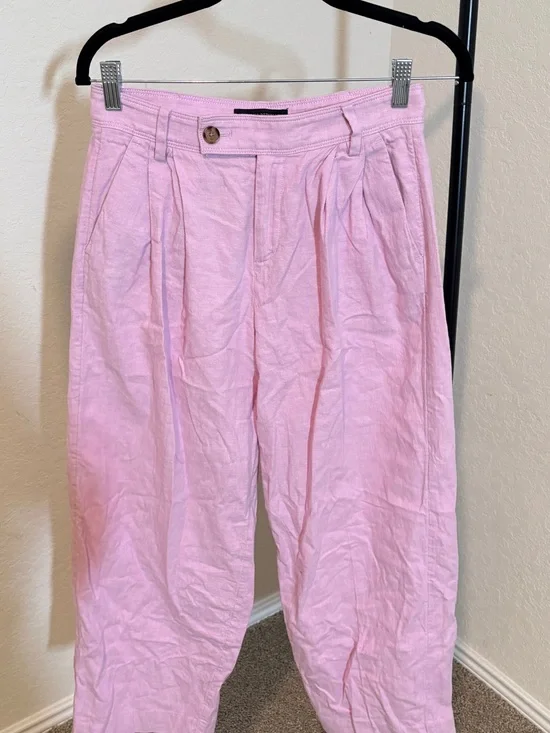 Banana Republic Linen Blend Pastel Pink Pleated Chinos