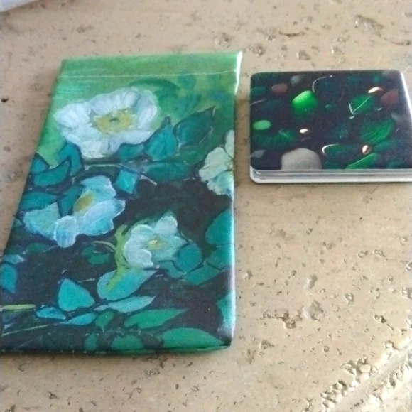 Set Compact mirror w/matching case 4 glasses Jewel tones ethereal famous print