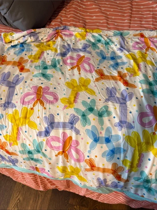 Kids Balloon Animal Print Blanket