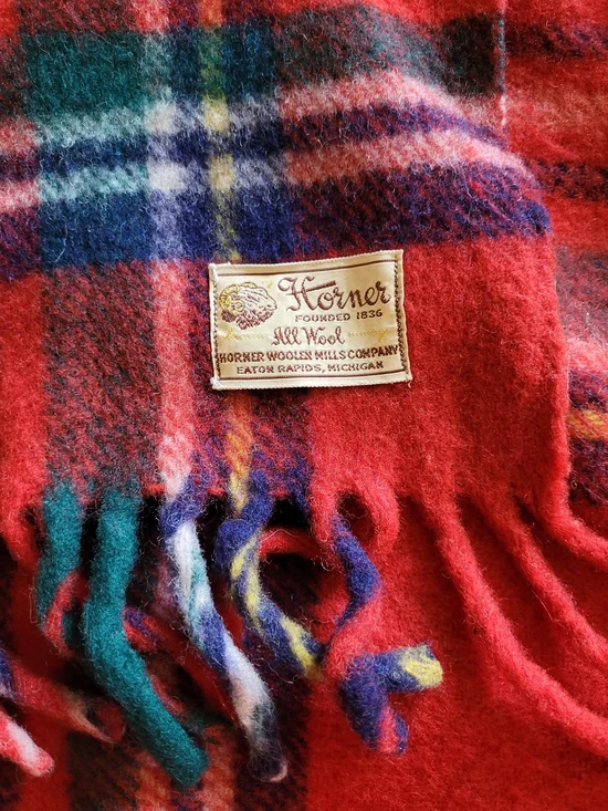 Vintage Horner Woolen Mills Wool Red Plaid Stadium Blanket W/ Original Carry Bag