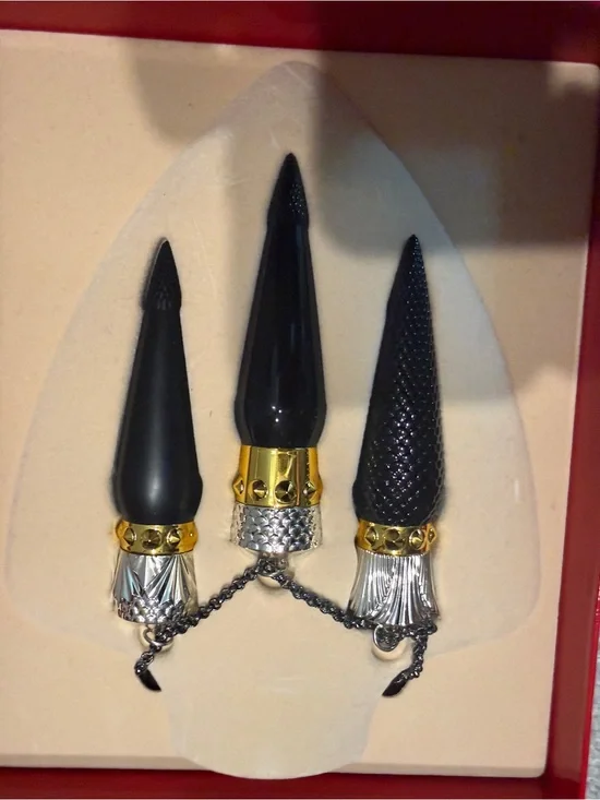 Saks Fifth Avenue Black Pointed Pendant Trio with Gold & Silver Accents