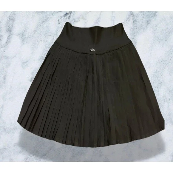 ALO Yoga Black Pleated A-Line Skirt M