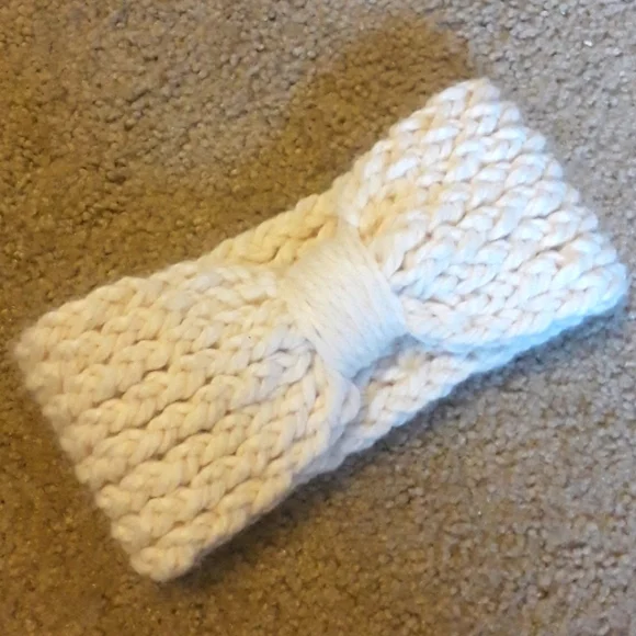 Cream Knit Bow Headband -  Cozy Women’s Ear Warmer