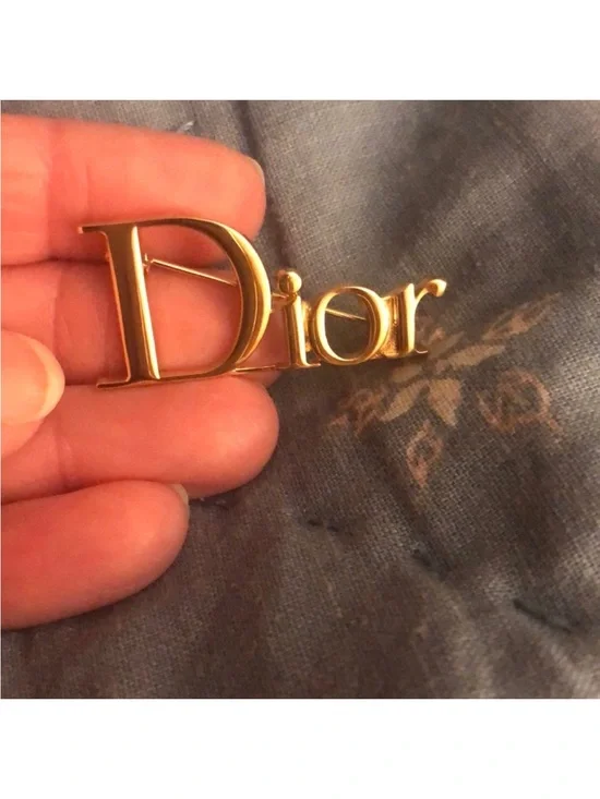 Dior Gold Logo pin