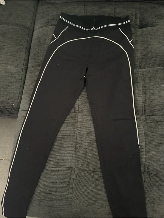 ALO Airbrush High-Waist Heart Throb Legging size Large