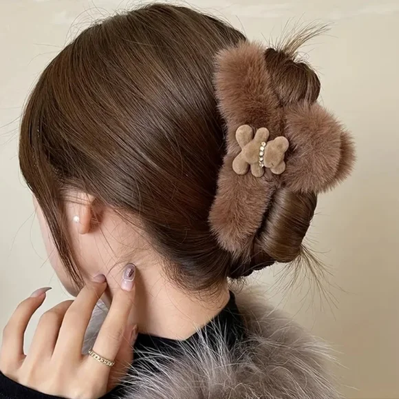 Plush hair claw clip hair accessories