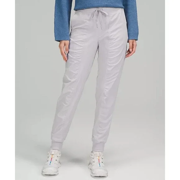 995-Lululemon-Dance Studio Mid-Rise Jogger Full Length-Chrome