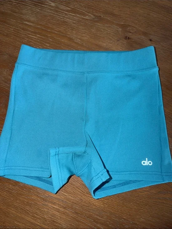 ALO Yoga Ribbed High-Rise Bike Shorts in Teal Blue