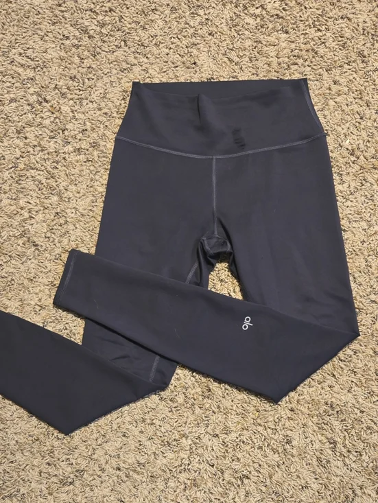 ALO Yoga High-Rise Leggings in Graphite