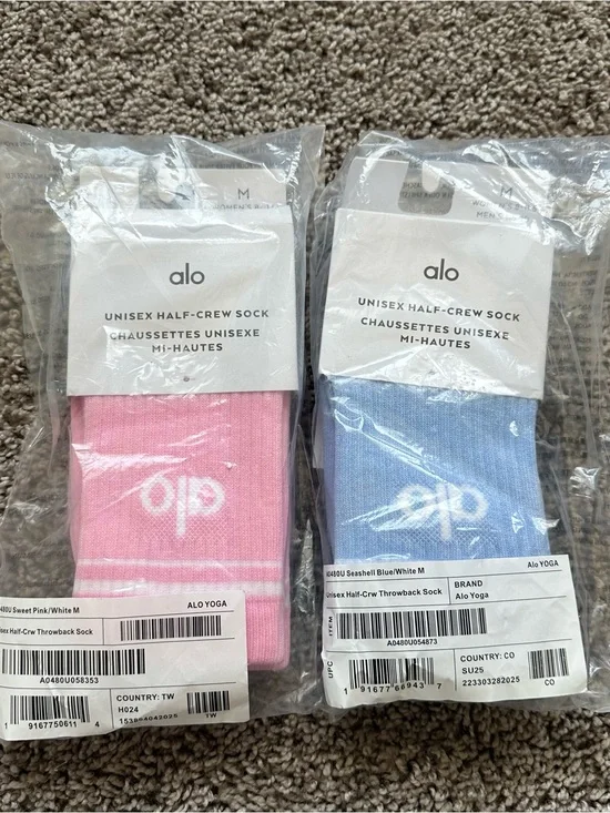 ALO Yoga Unisex Half-Crew Socks — Pink & Light Blue (Pair)