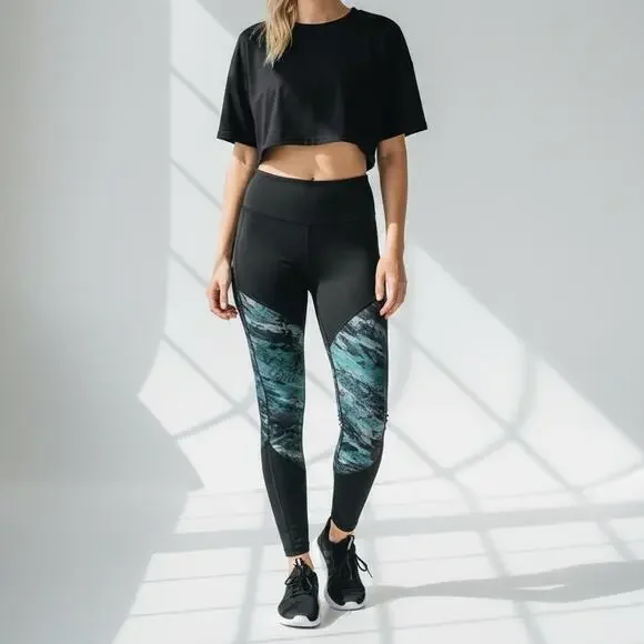 Lululemon Run to Reset Tight 25