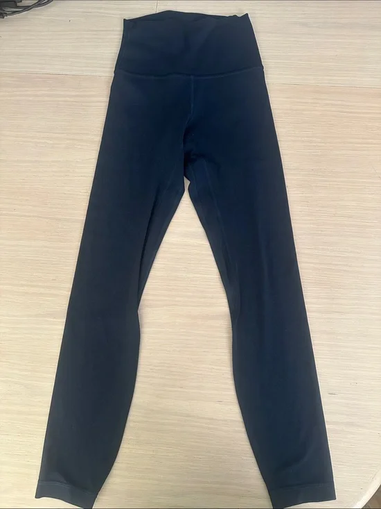 lululemon “old” Align pants HR 7/8 Navy sz 2 Leggings