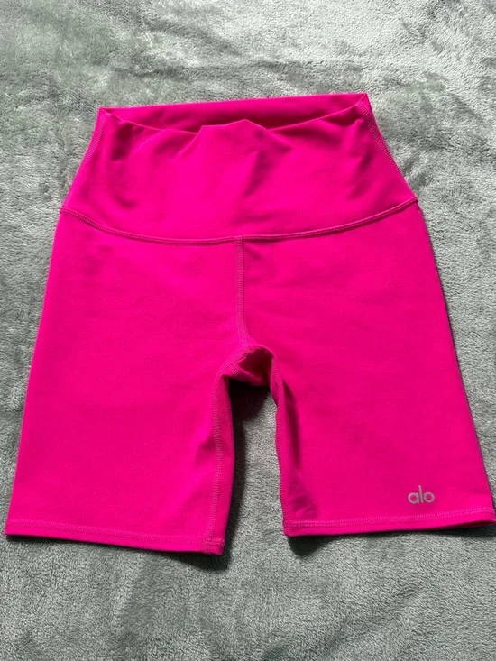 ALO Yoga High-Rise Bike Shorts in Hot Pink