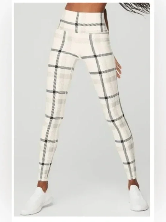 Alo High-Waist Airlift Magnified Plaid Legging Ivory Black Tartan Hi-Rise Tight