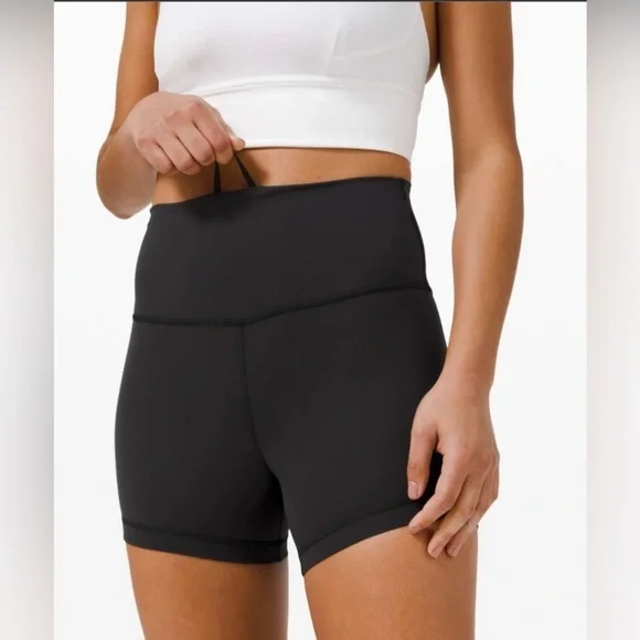 NWT Lululemon Wunder Train High-Rise Short 4