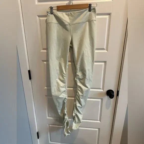 ALO Yoga Idol Ruched Leg Leggings