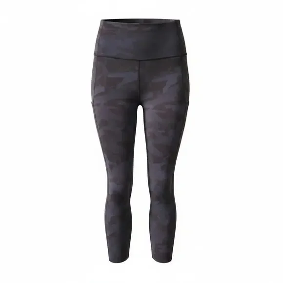 Lululemon Fast and Free Tight 28