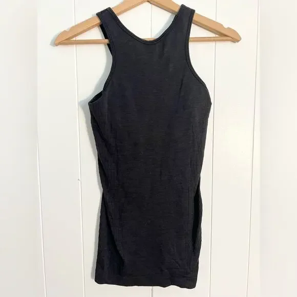 Lululemon 4 black workout top high neck compression