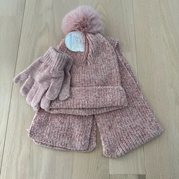 Toby & Me 3 Piece Set: Hat with‎ Pom Pom, Scarf & Gloves in Pink Girls 7-14 NEW