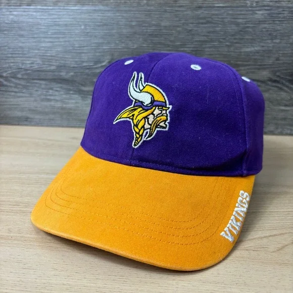 Minnesota Vikings Hat Cap Strap Back‎ Youth Boys Purple NFL Football
