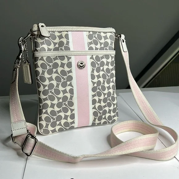 Coach Crossbody Gray Pink White Pebbled Leather Zip Top Bag Swing Bag