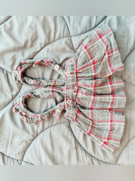 Girls Gray& Red Plaid Ruffle Suspender Skirt - 6 months-68 cm - good condition