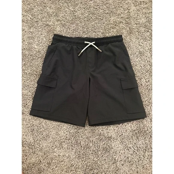 All in Motion Boys Black Cargo Shorts Stretch Active Performance L 10/12 RN17730