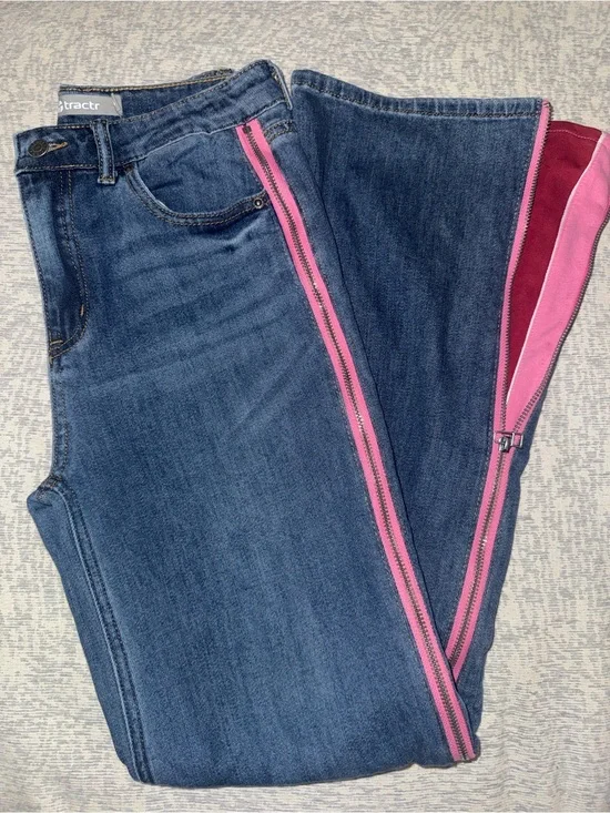 Tractr Denim Jeggings with Pink and Burgundy Stripe