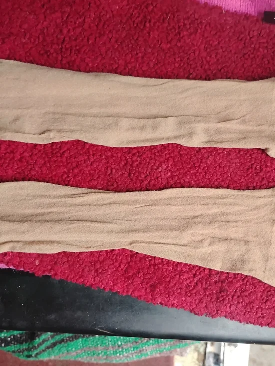 Nude Women’s Sheer Hosiery Knee Highs