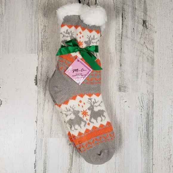 NWT Mari Clare Sherpa Lined Knit Winter Reindeer Design No-Slip Slipper Socks